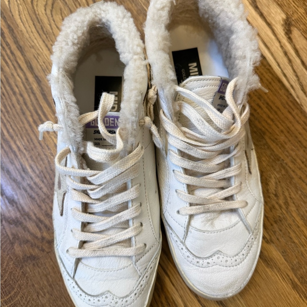 Mid Star Golden Goose Women's Shearling Lined Sneakers